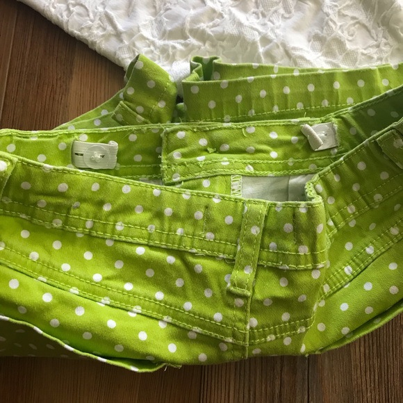 Super cute shorts - Picture 4 of 5